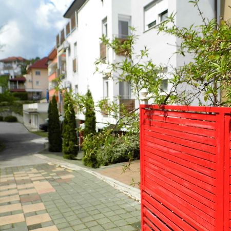 Apartments And Rooms Trsje Загреб Екстериор снимка