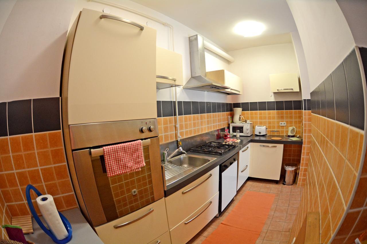 Apartments And Rooms Trsje Загреб Екстериор снимка
