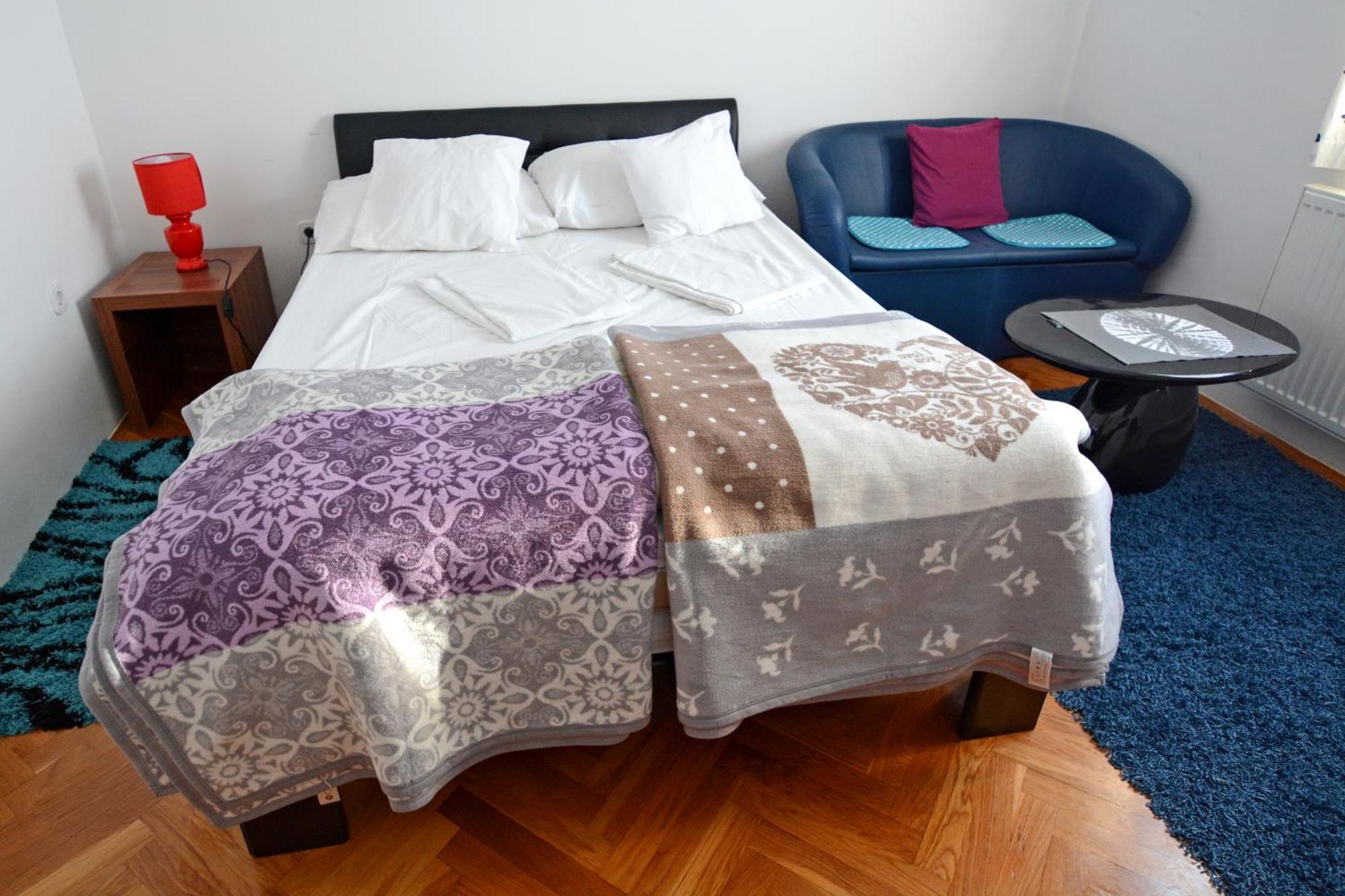 Apartments And Rooms Trsje Загреб Екстериор снимка