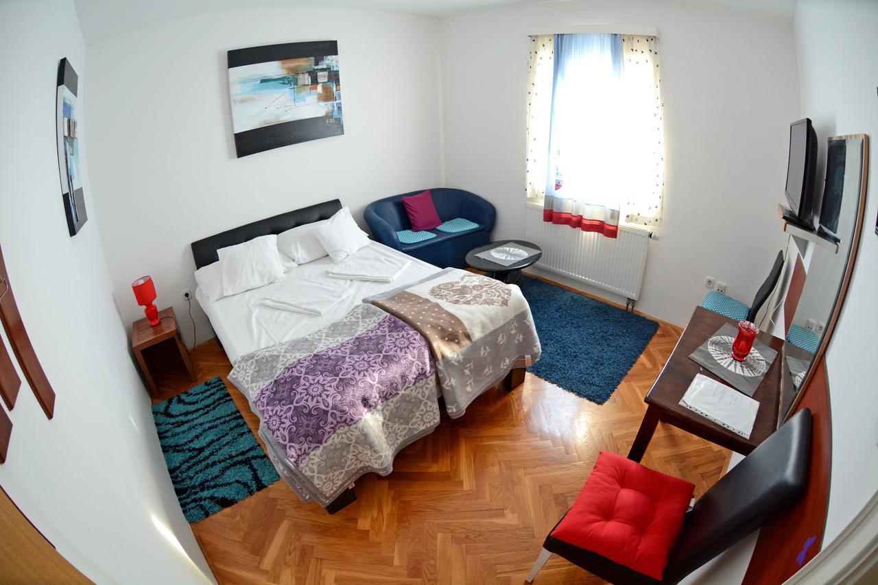 Apartments And Rooms Trsje Загреб Екстериор снимка