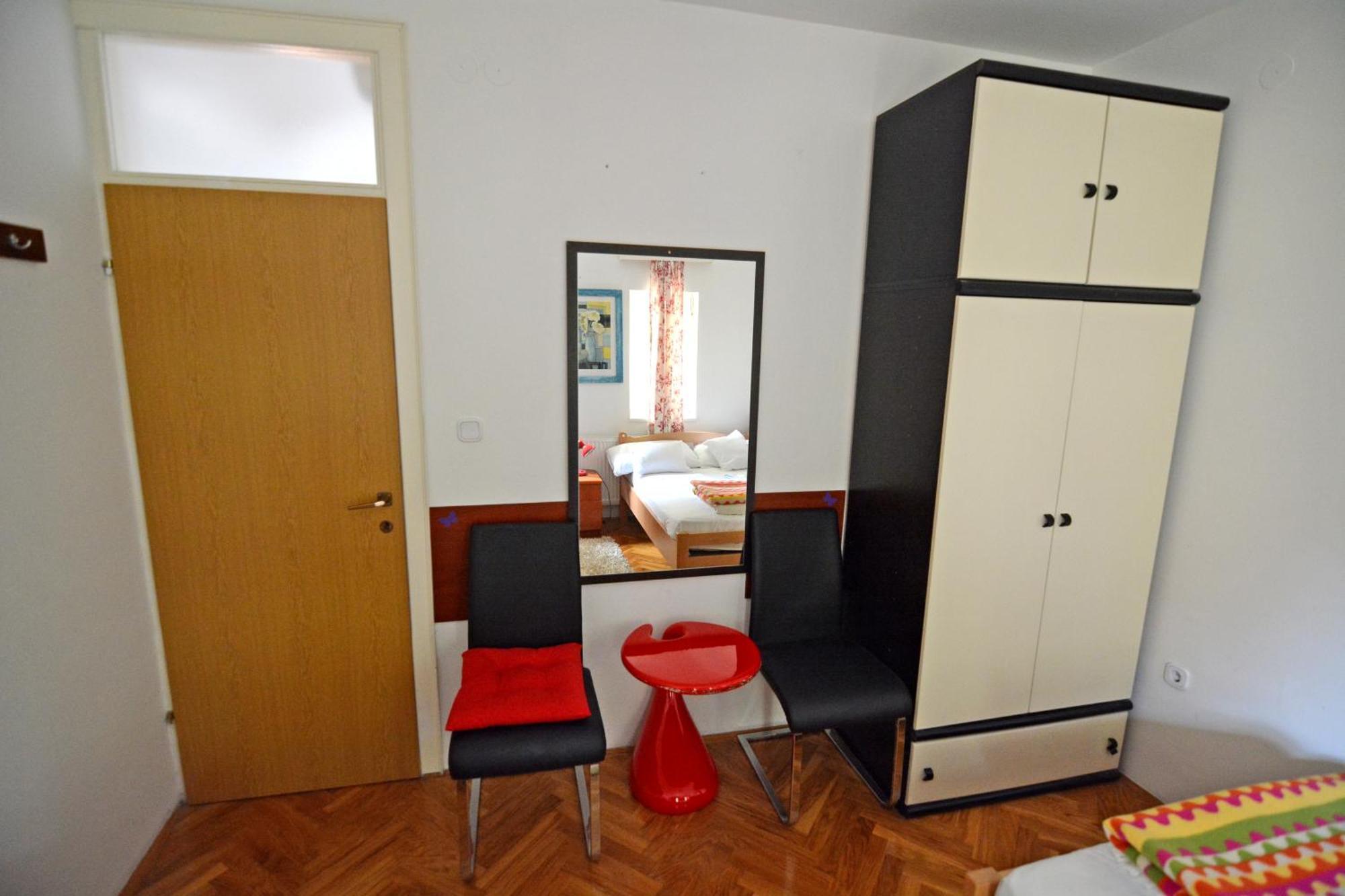 Apartments And Rooms Trsje Загреб Екстериор снимка