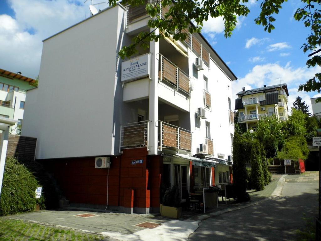 Apartments And Rooms Trsje Загреб Стая снимка