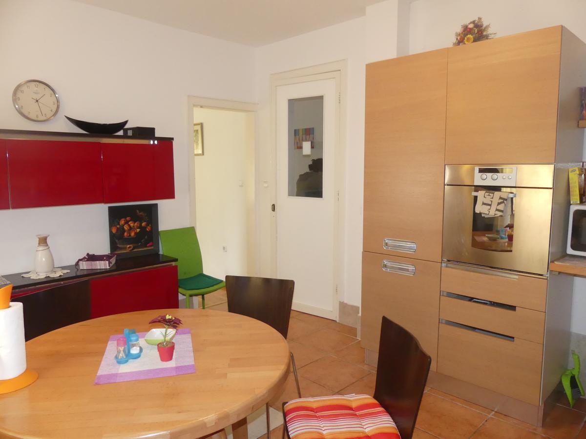 Apartments And Rooms Trsje Загреб Екстериор снимка